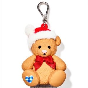 Bath and body works teddy bear Christmas hand sanitizer holder NWT